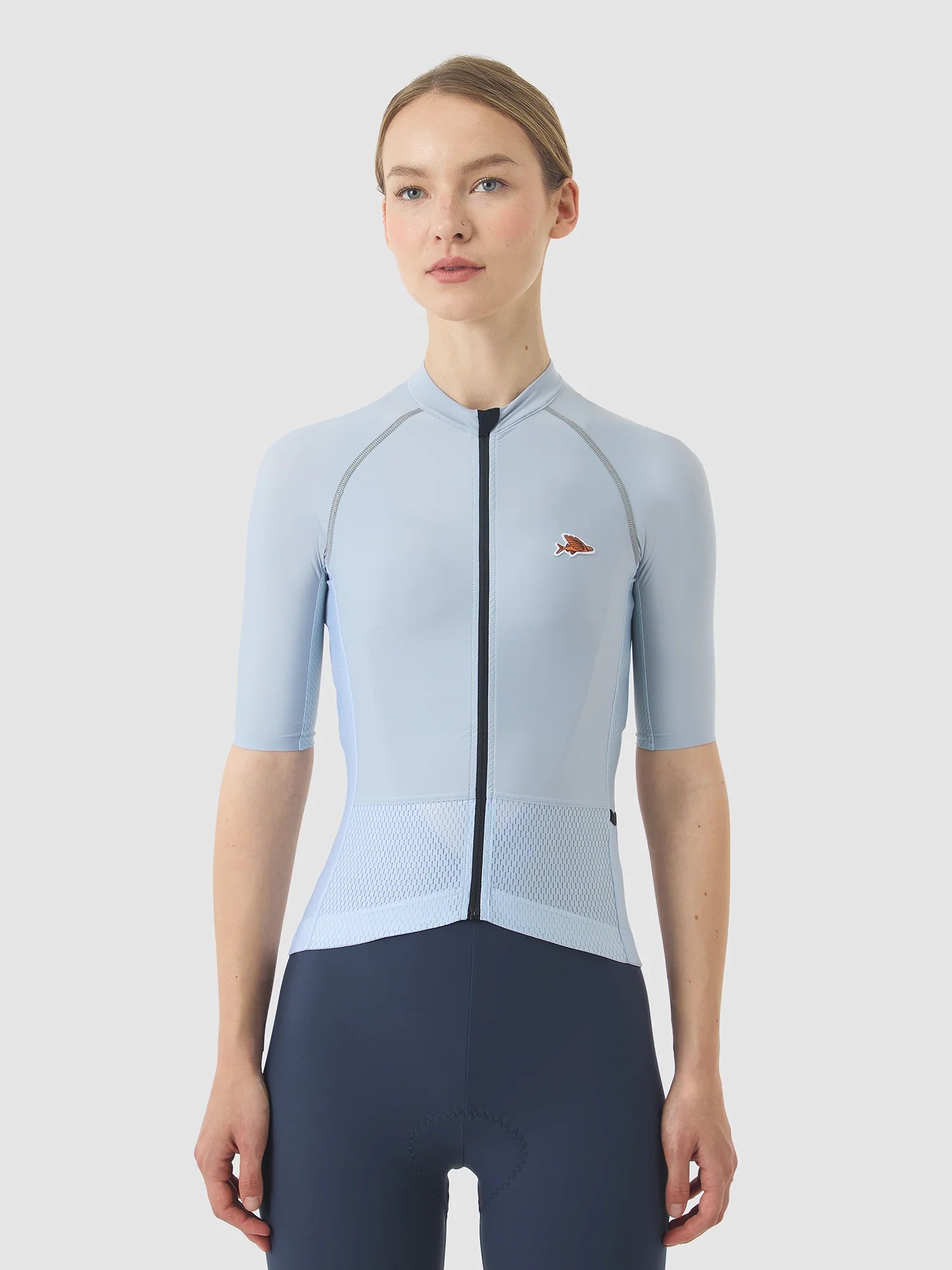Café Du Cycliste - MAGDA - lysgrå dame